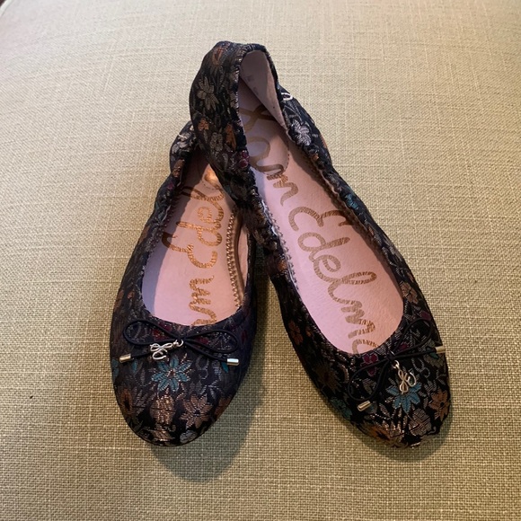 Sam Edelman Felicia Flats Embroidered - Black and Metallic Colors - Picture 2 of 4